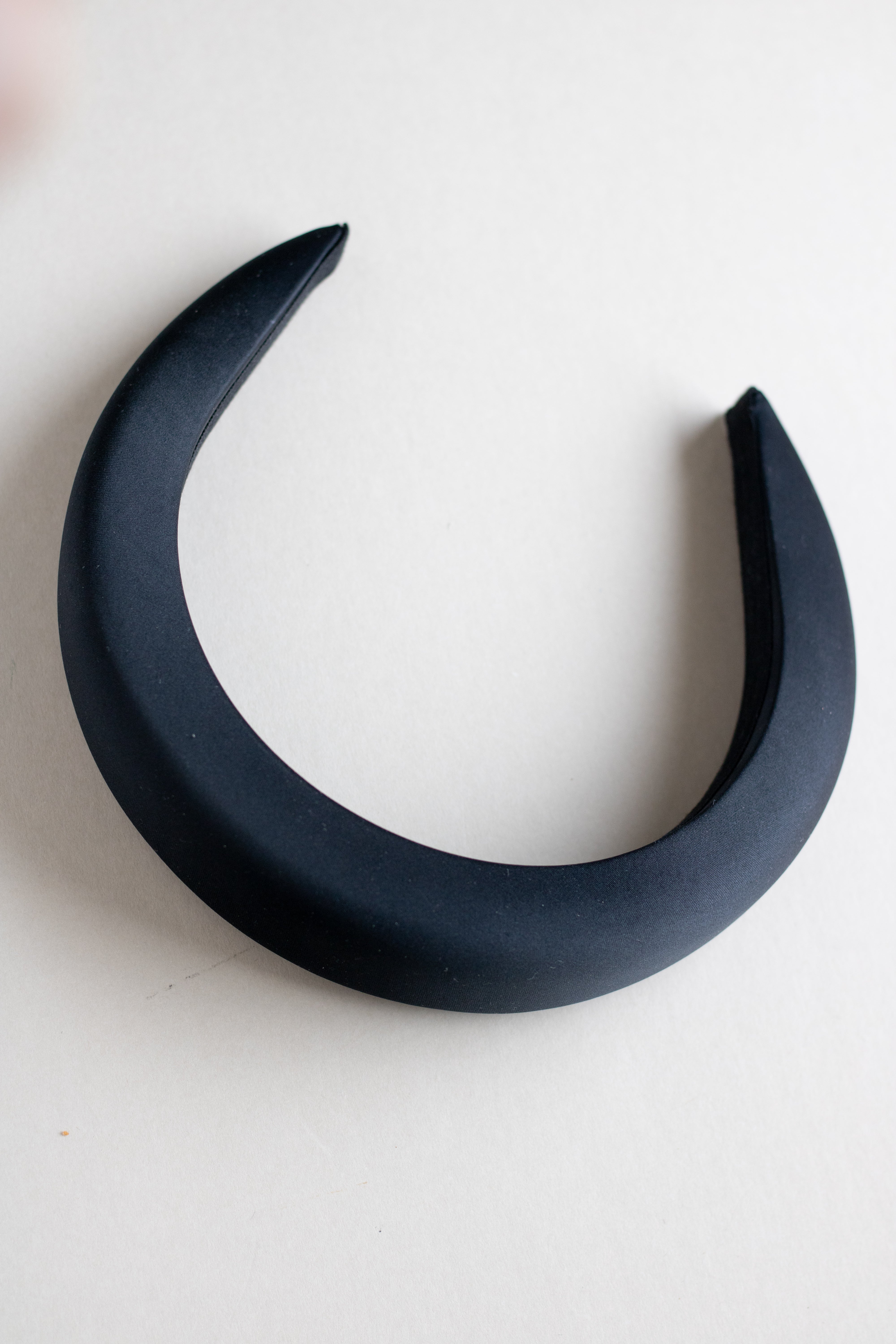 The Therese Headband l oversized