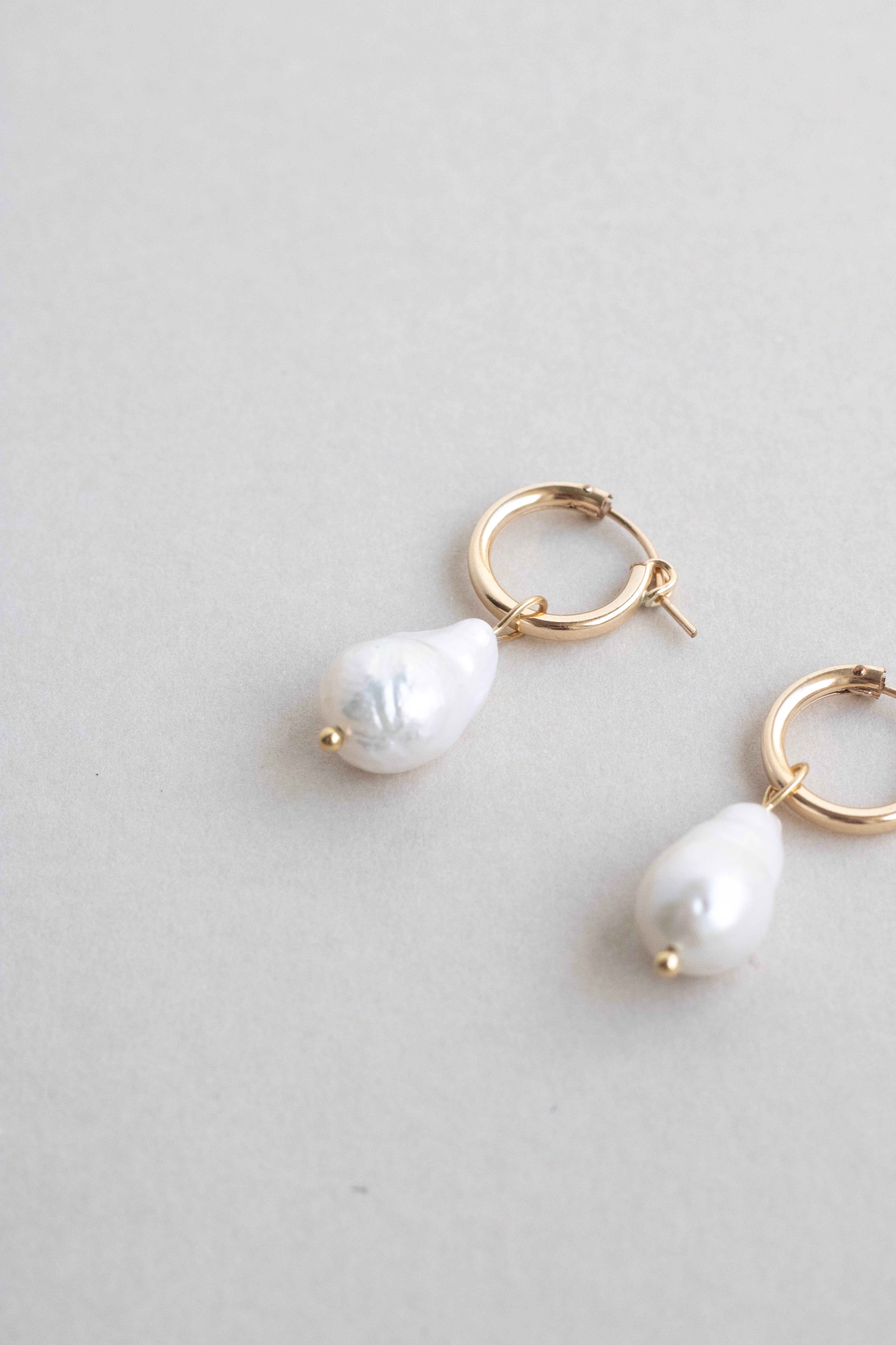 Goldie Hoops | real baroque pearl