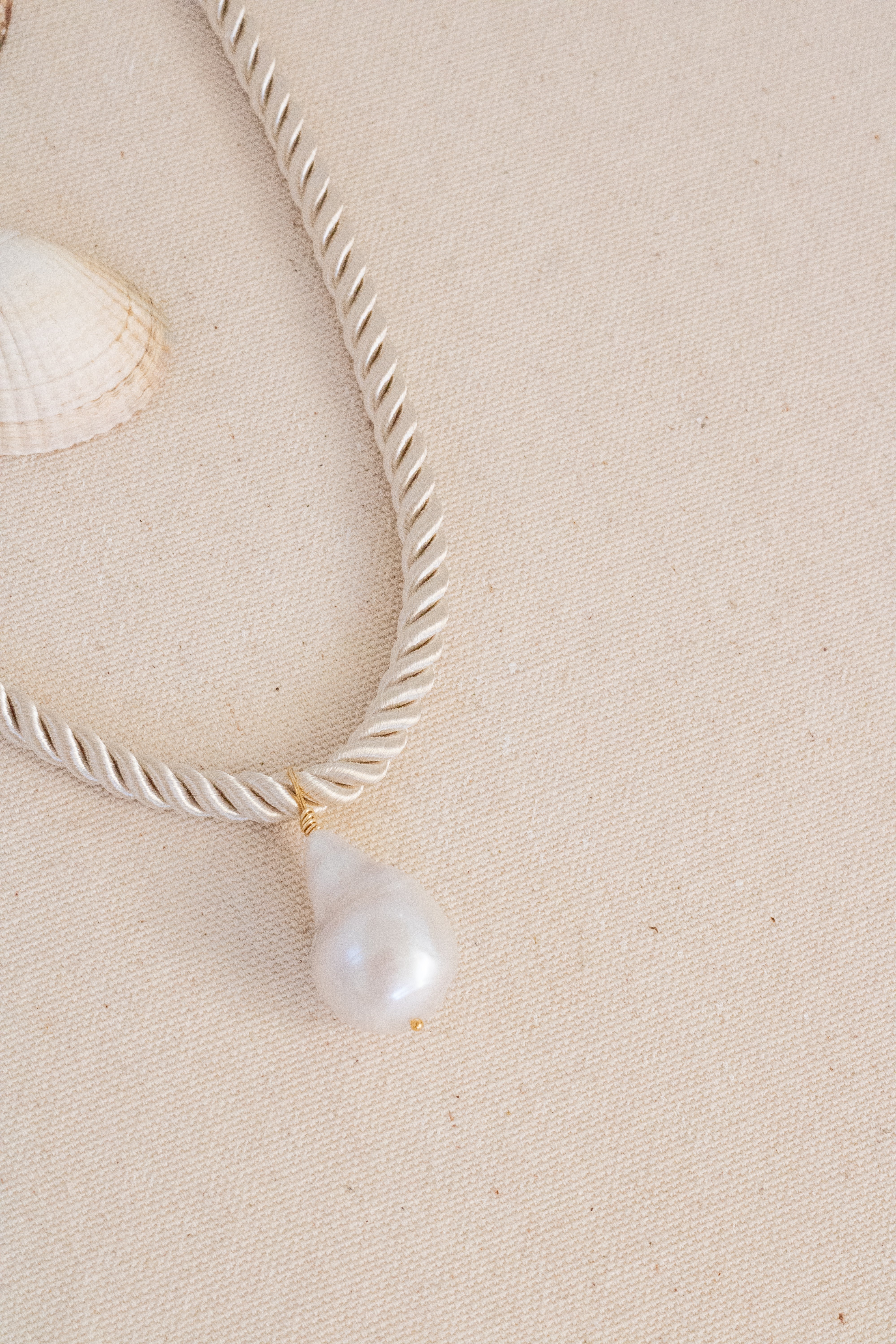 Tonn Pearl Pendant Necklace