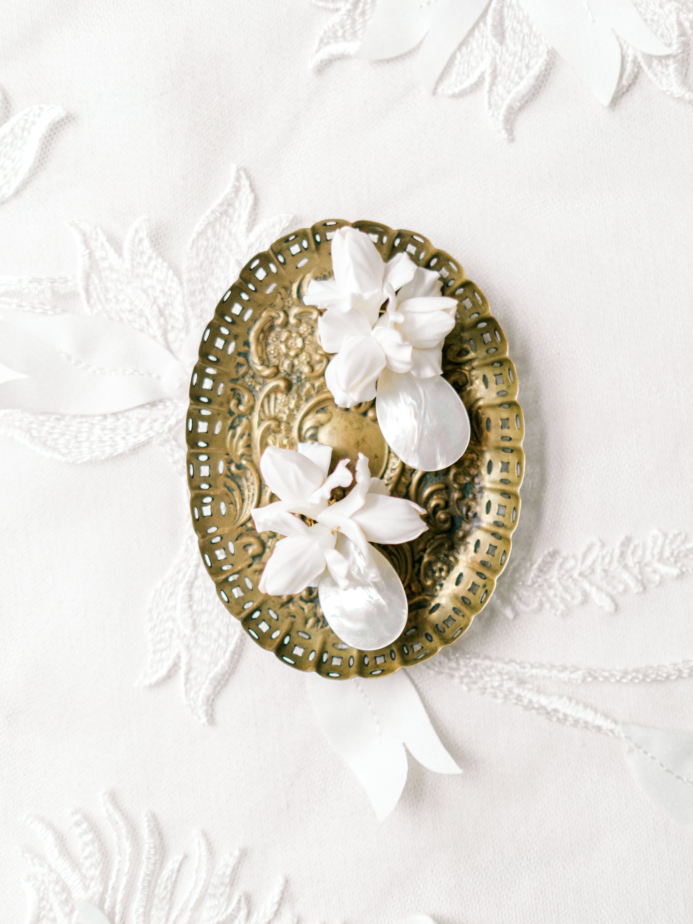 Luxury wedding earrings made of clay