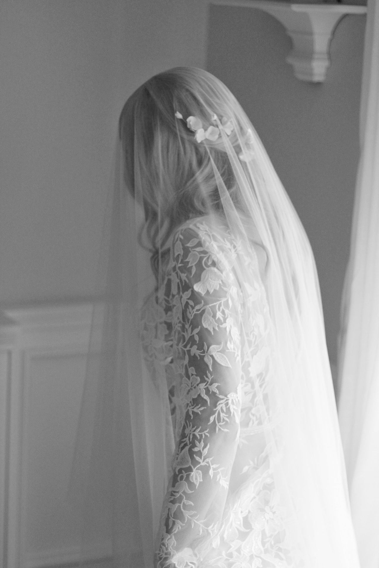 AVERIE | Clay flower pin