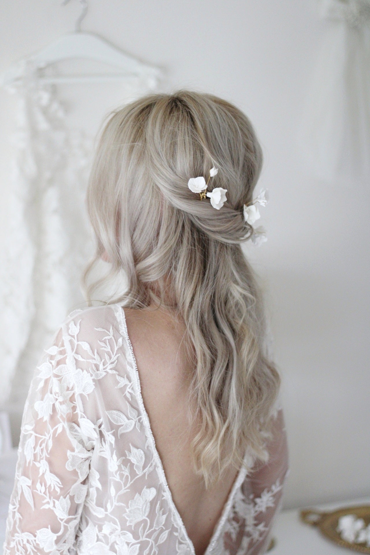 Antionette | Clay pin