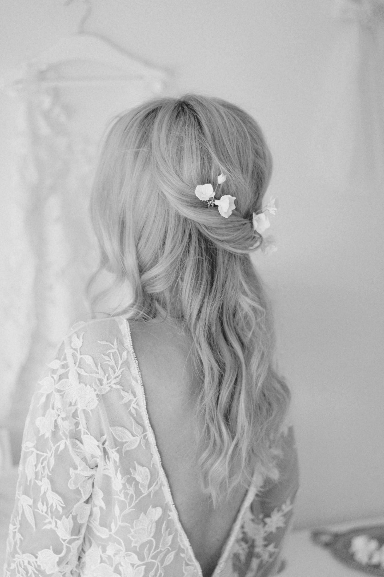 Antionette | Clay pin