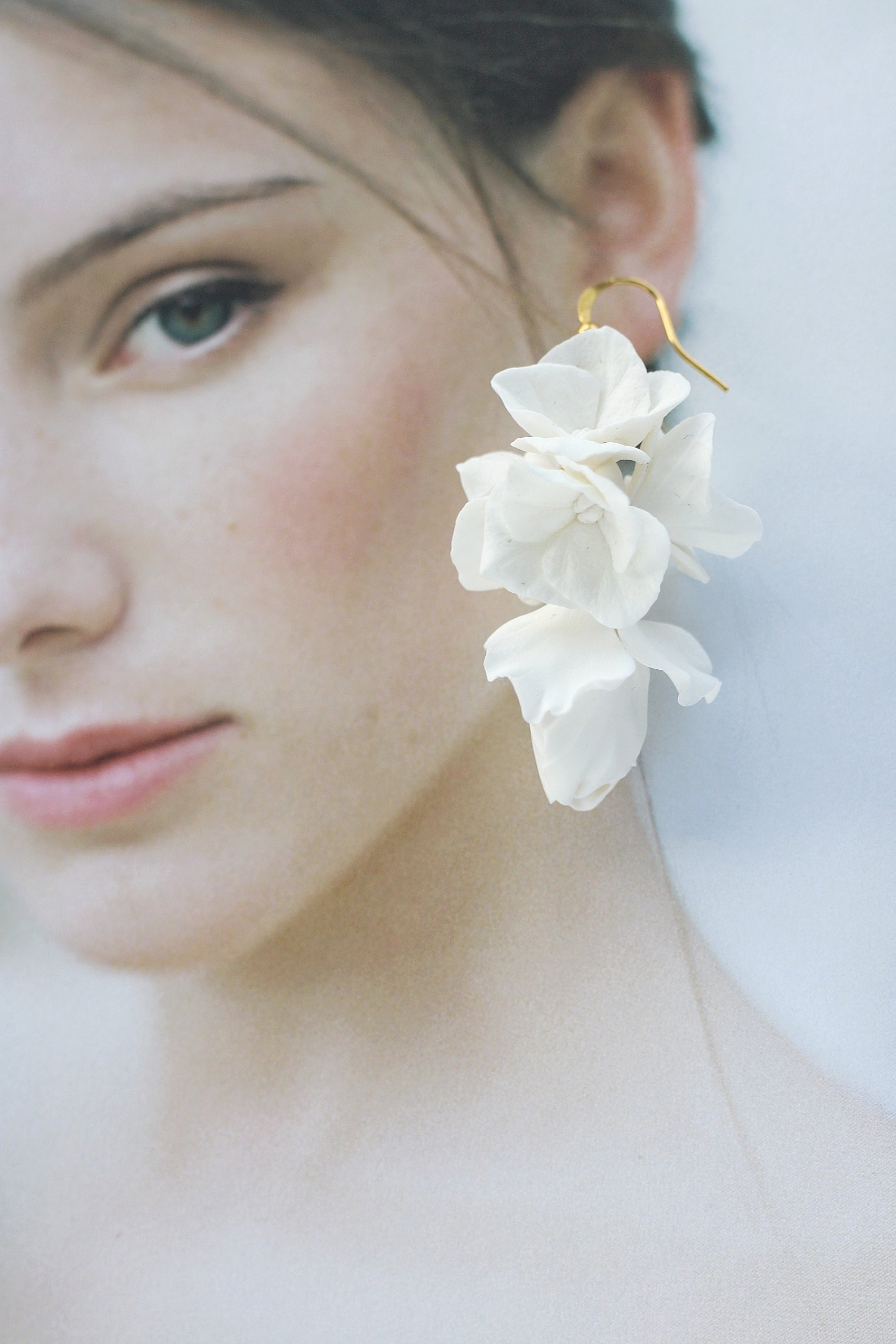 AVERIE | clay flower earrings