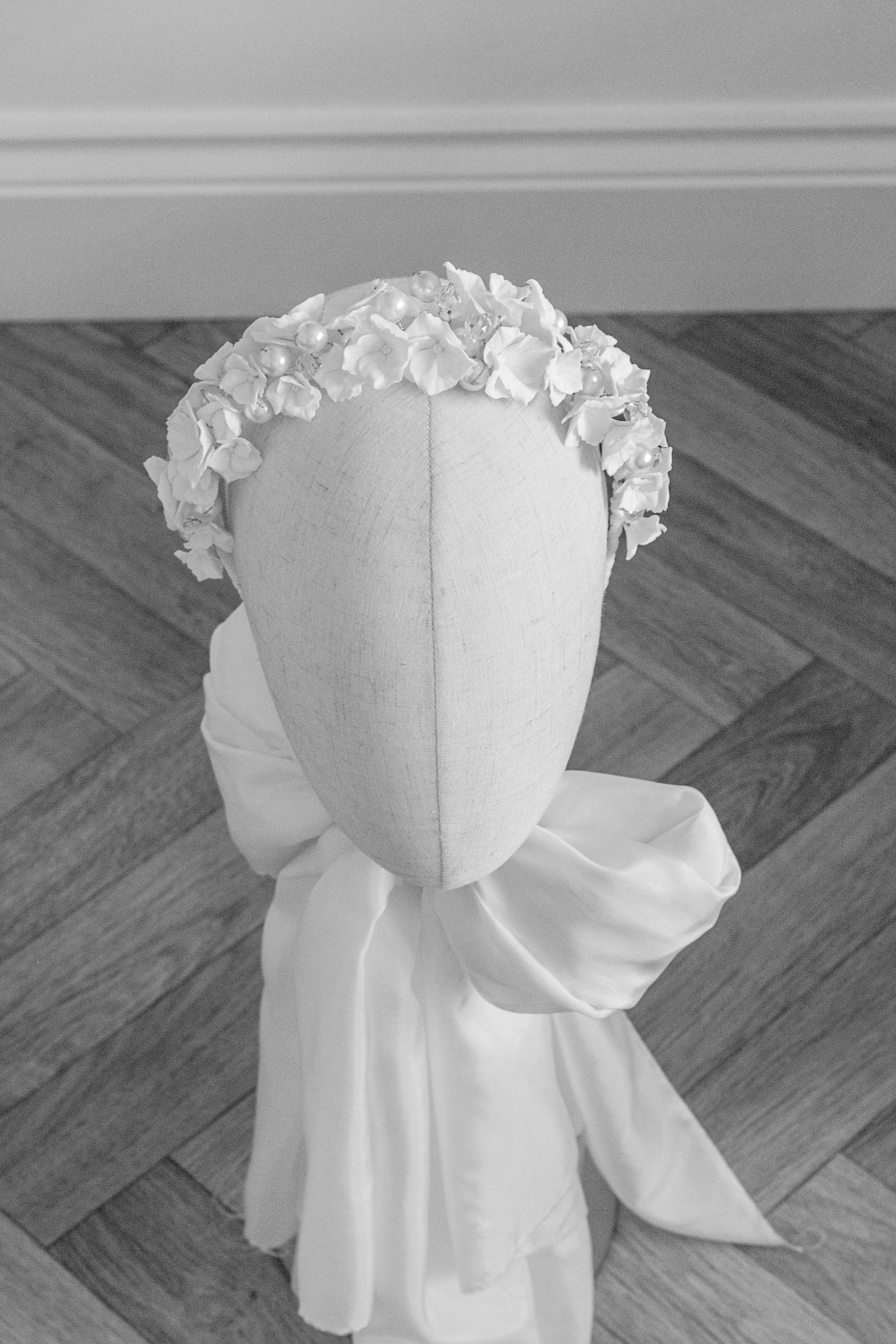 ODETTE | clay & pearl crown