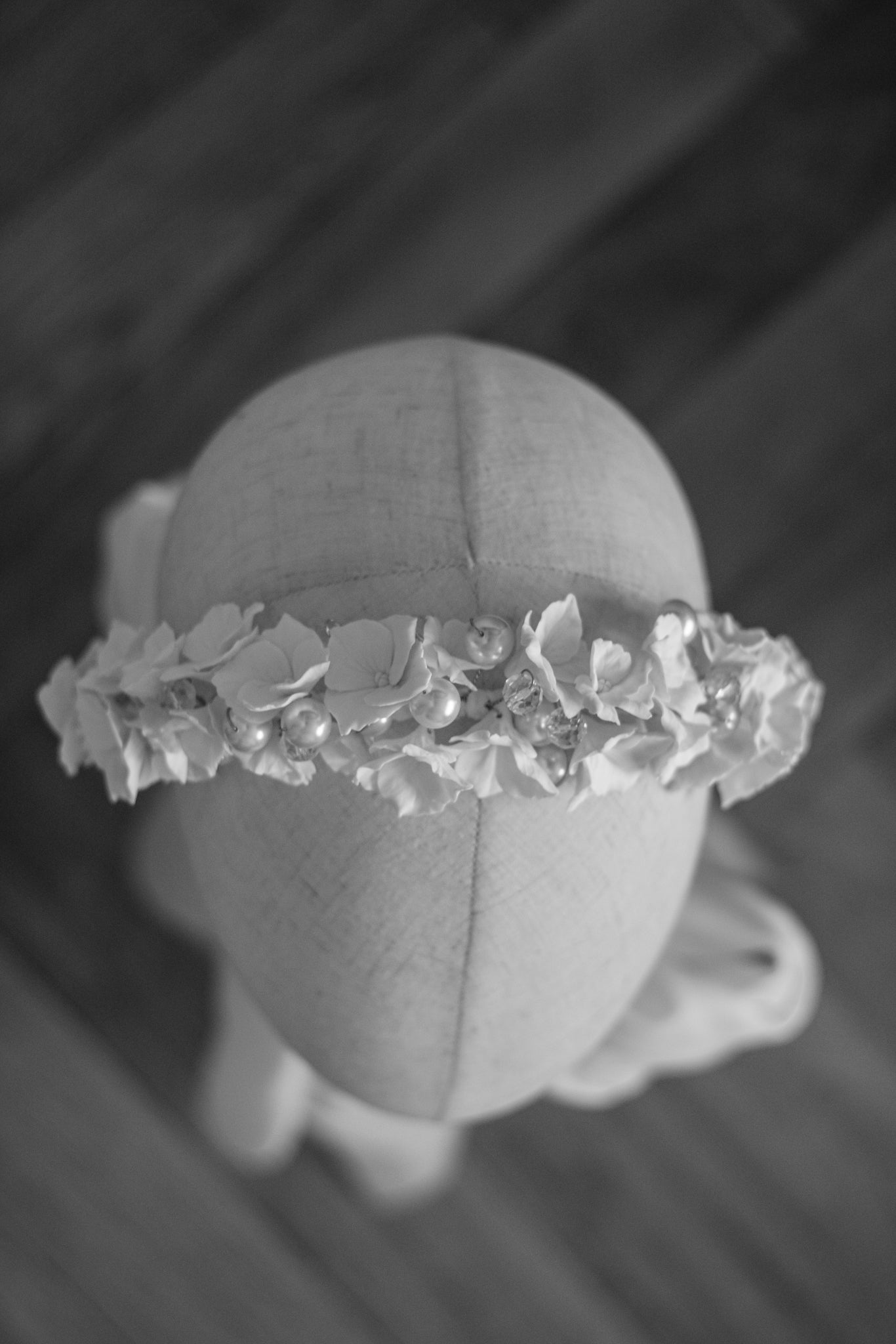 ODETTE | clay & pearl crown
