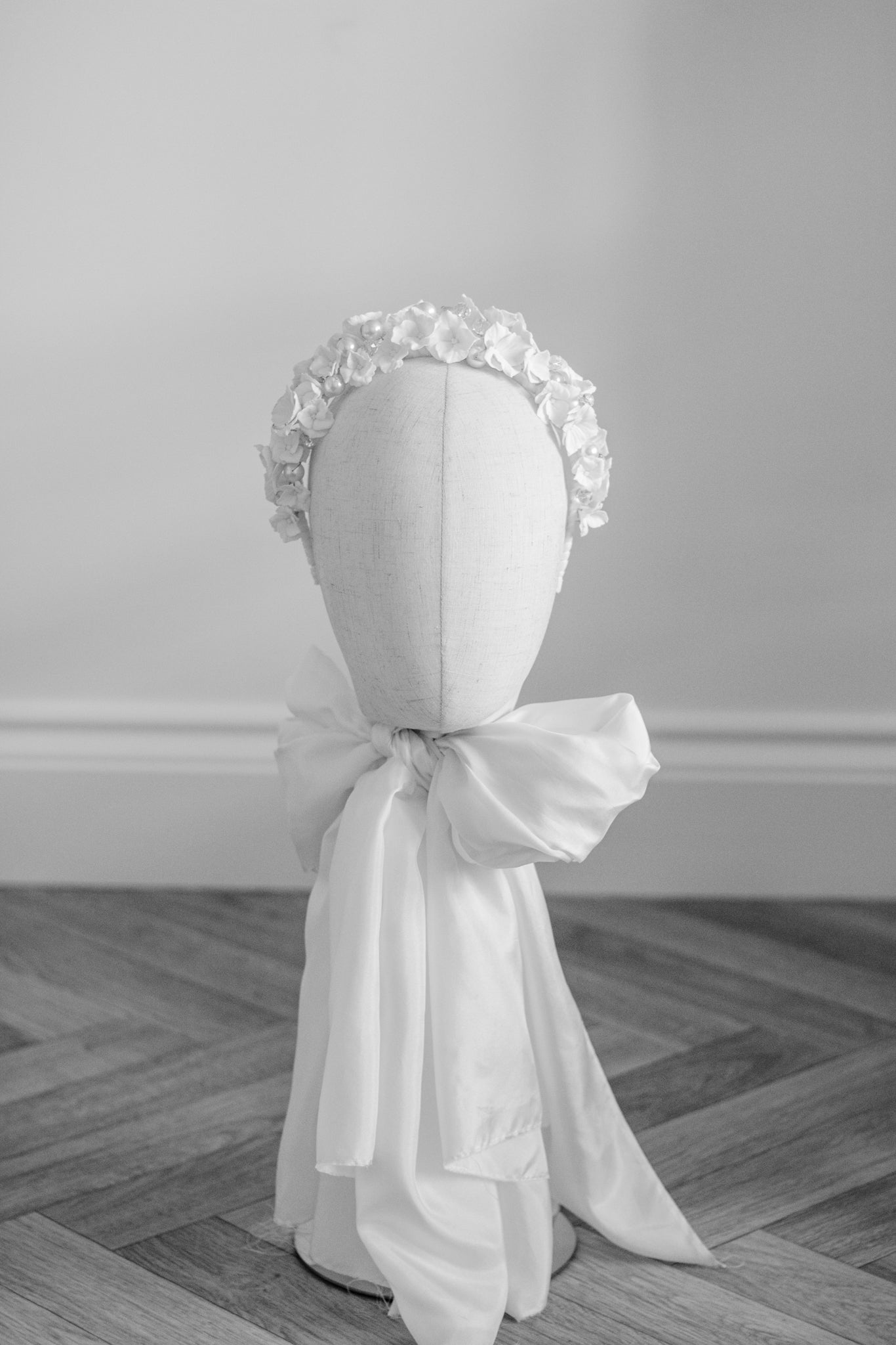 ODETTE | clay & pearl crown