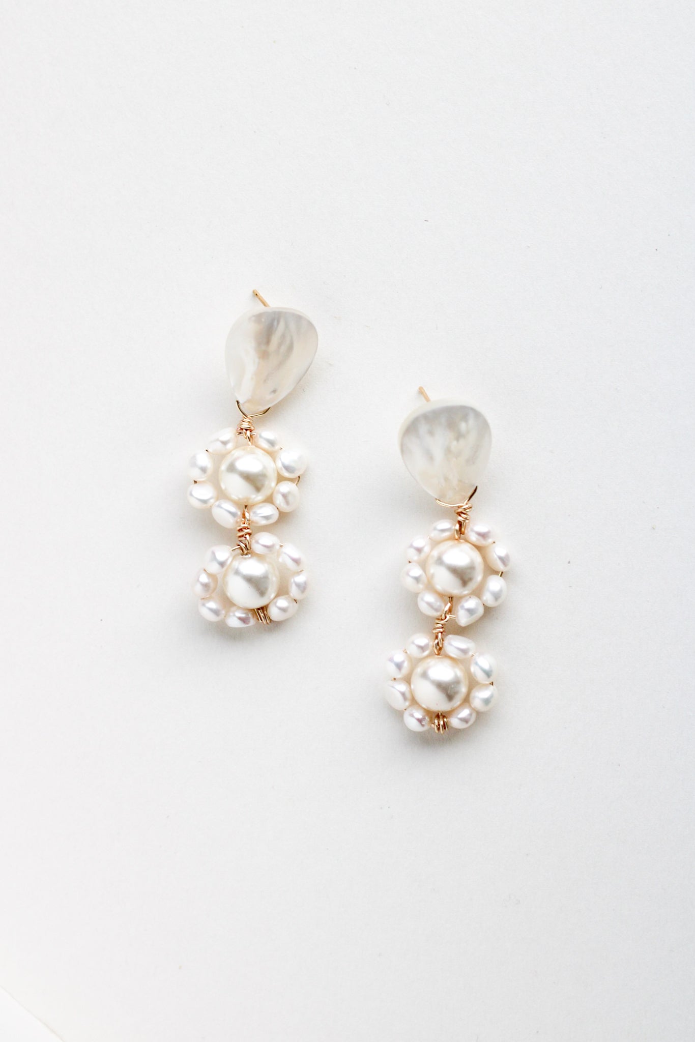 Petite DAKOTA | pearl chandeliers