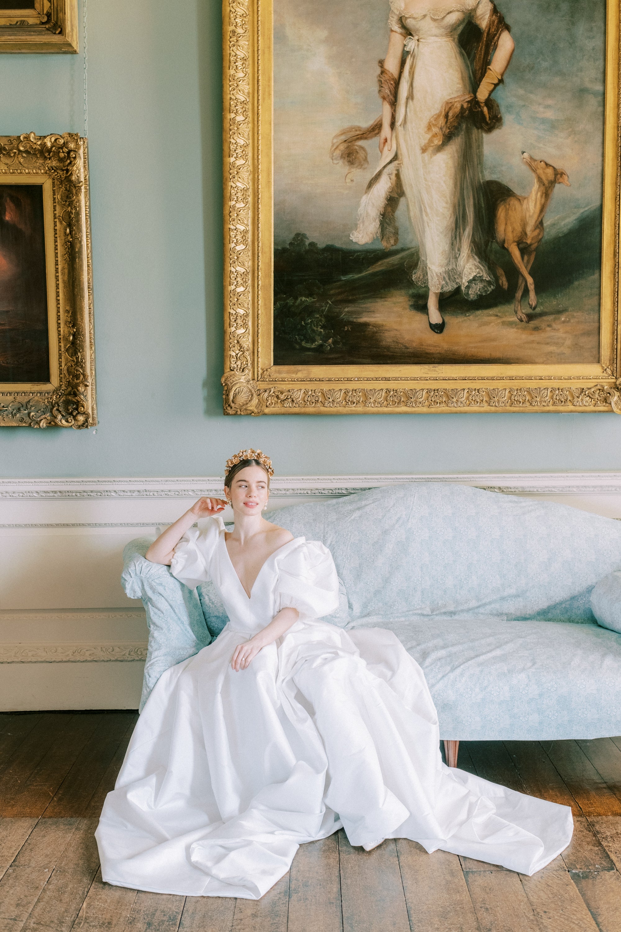 luxury english bride in tabley house cheshire, UK