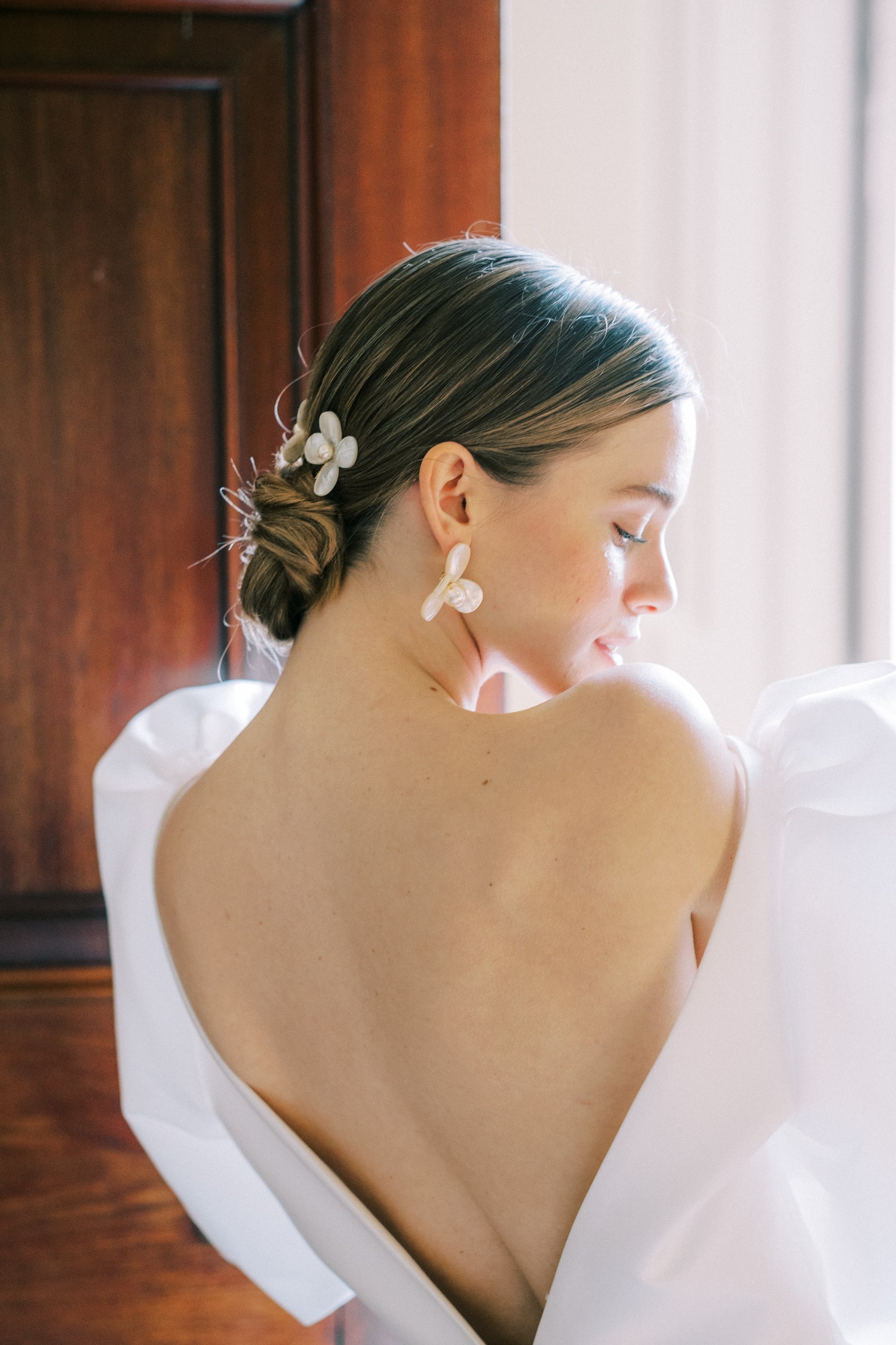 how to style your dress with wedding accessories by megan therese