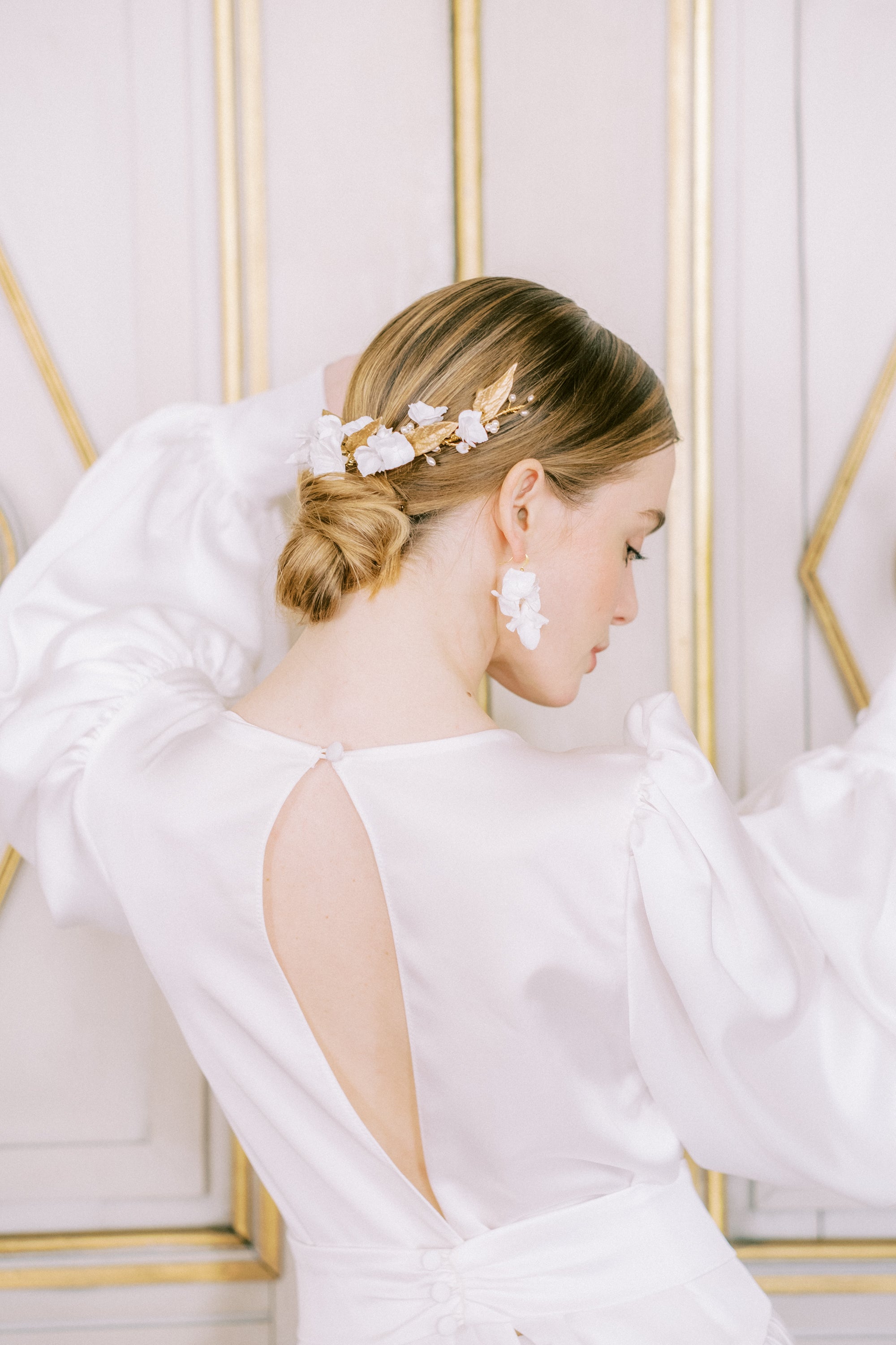 AVERIE | clay flower earrings
