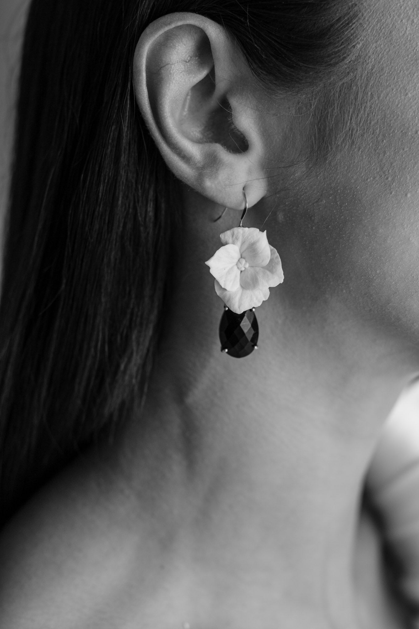 Petite Antoinette | Gold Onyx